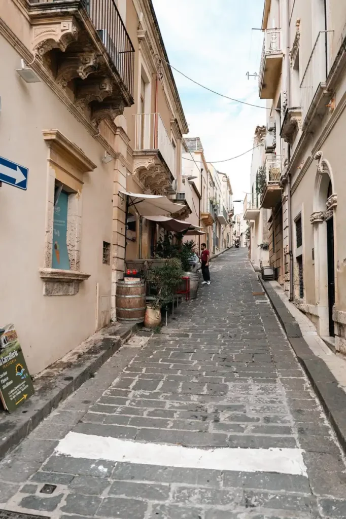 destination wedding sicily noto
