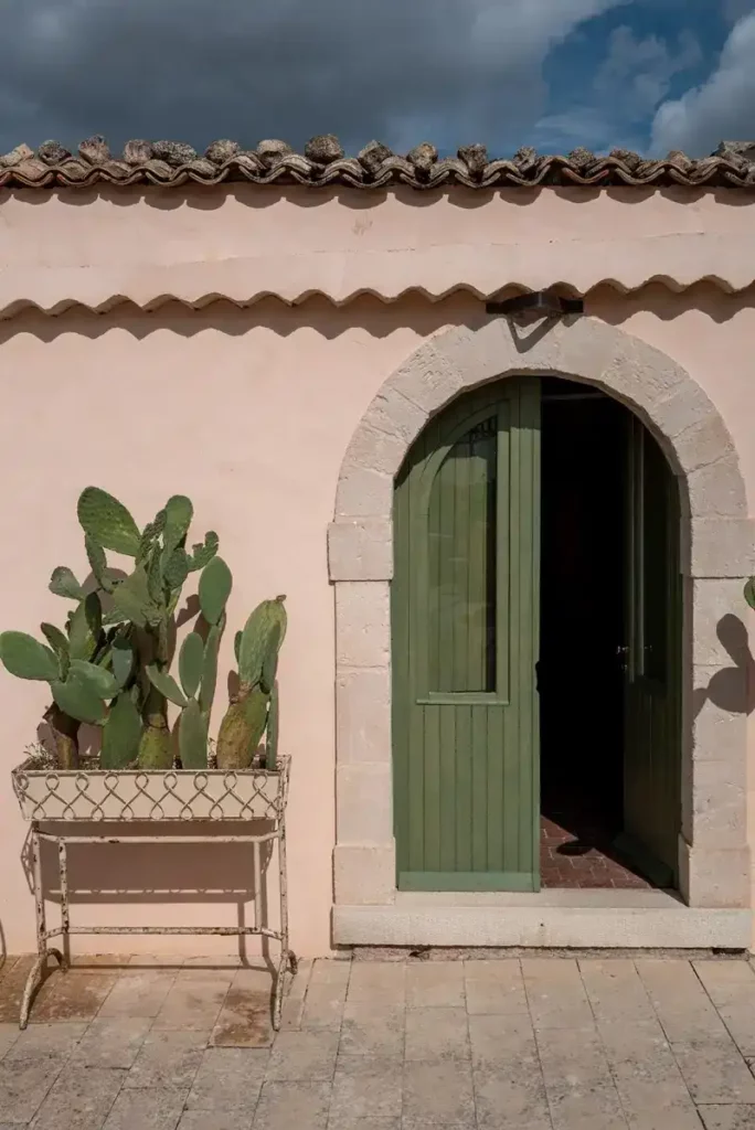 Braccialieri hotel sicily